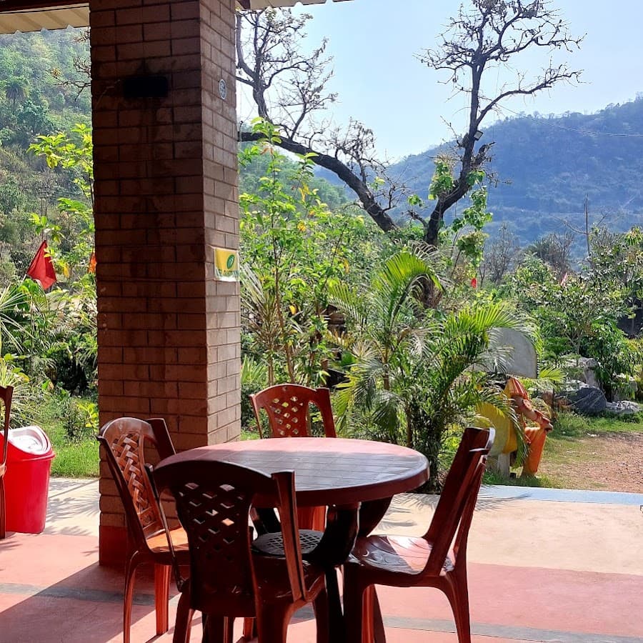 Palash Kusum Hotel & Resturant Image