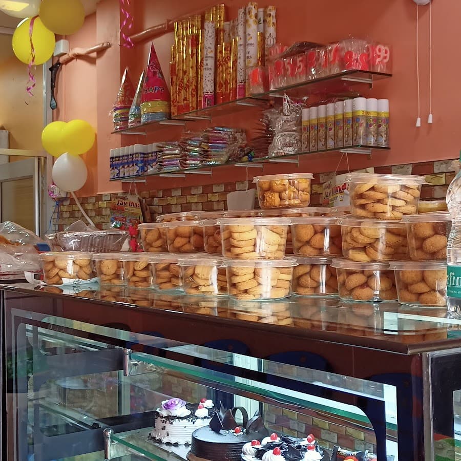 Royal Cakes Image