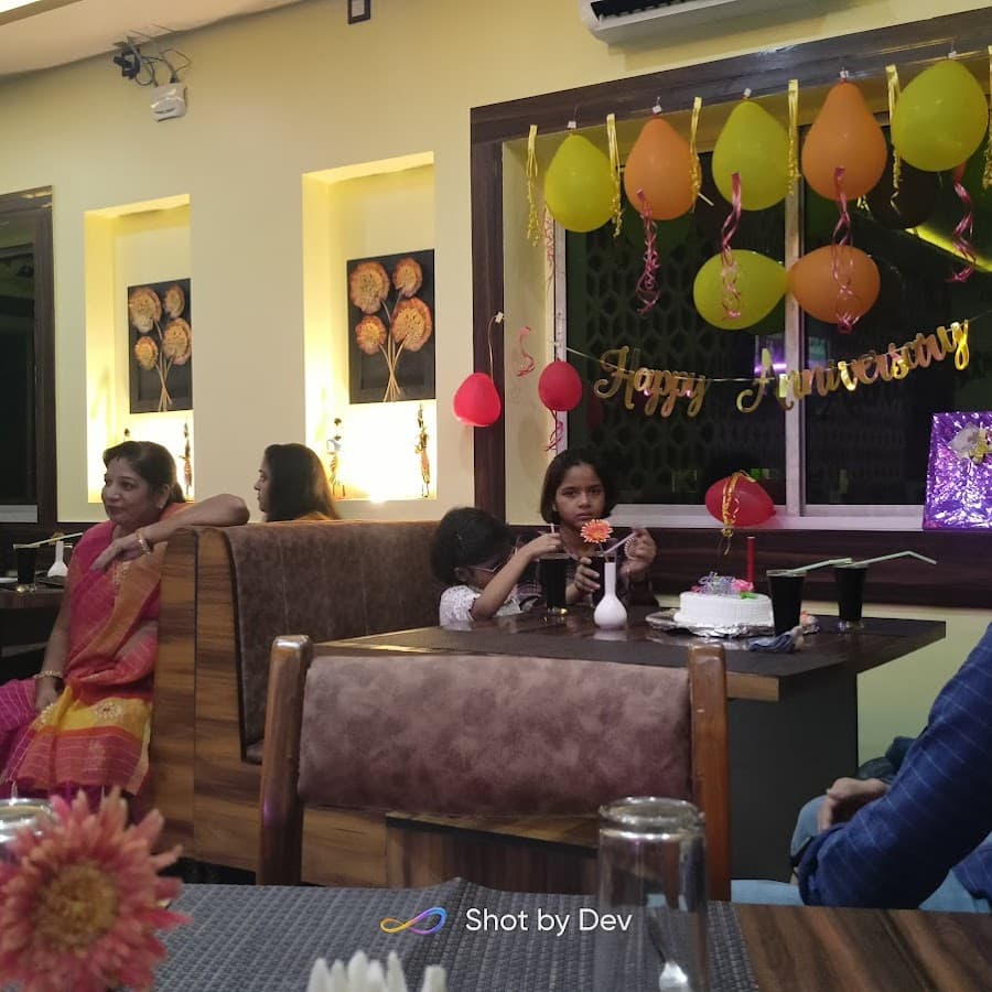 Aamantran Restaurant Image