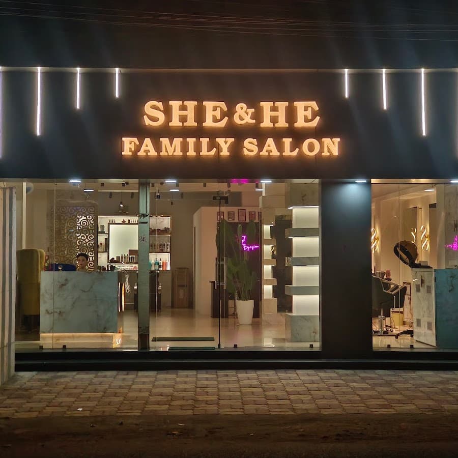 She and he Family Salon Image
